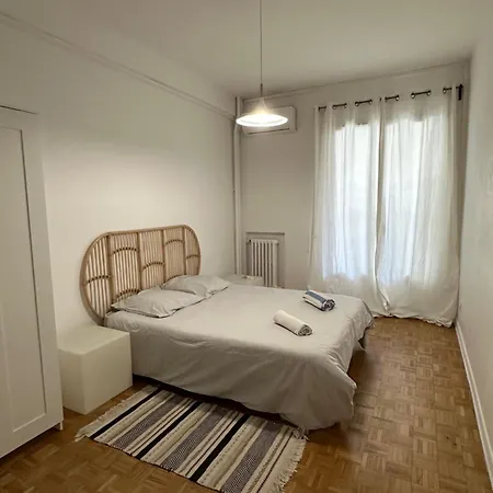 Apartman T2 53m2 Quartier Liberation Proche Arret De Tram *